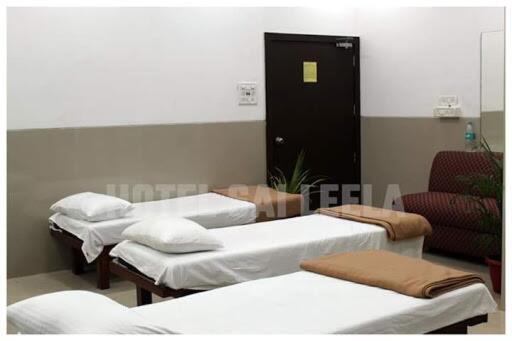 Hotel Sai Leela Loadging & Boarding Amarnath Exterior photo